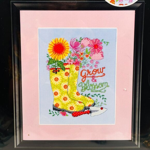 Artiste Counted Cross Stitch Kit "Grow & Blossom"  New (2015) - Picture 2 of 7